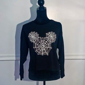 juniors Mickey Mouse spiderweb tee!